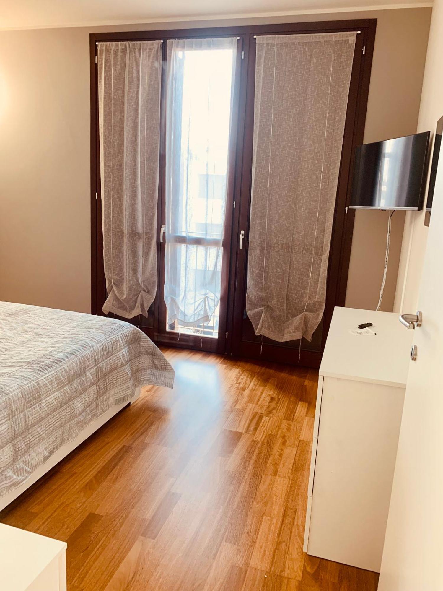 Deny & Carol'S House Apartment Somma Lombardo Luaran gambar