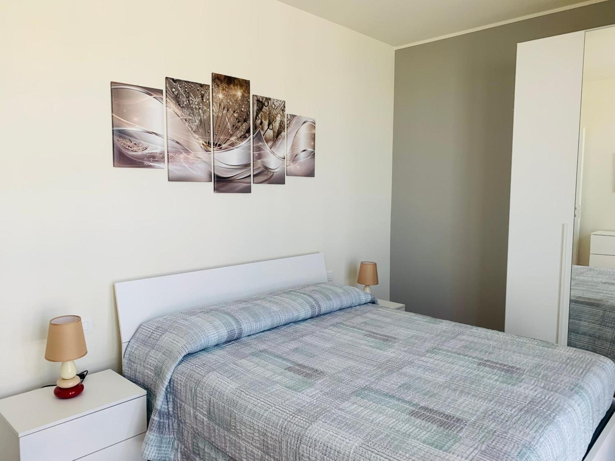 Deny & Carol'S House Apartment Somma Lombardo Luaran gambar