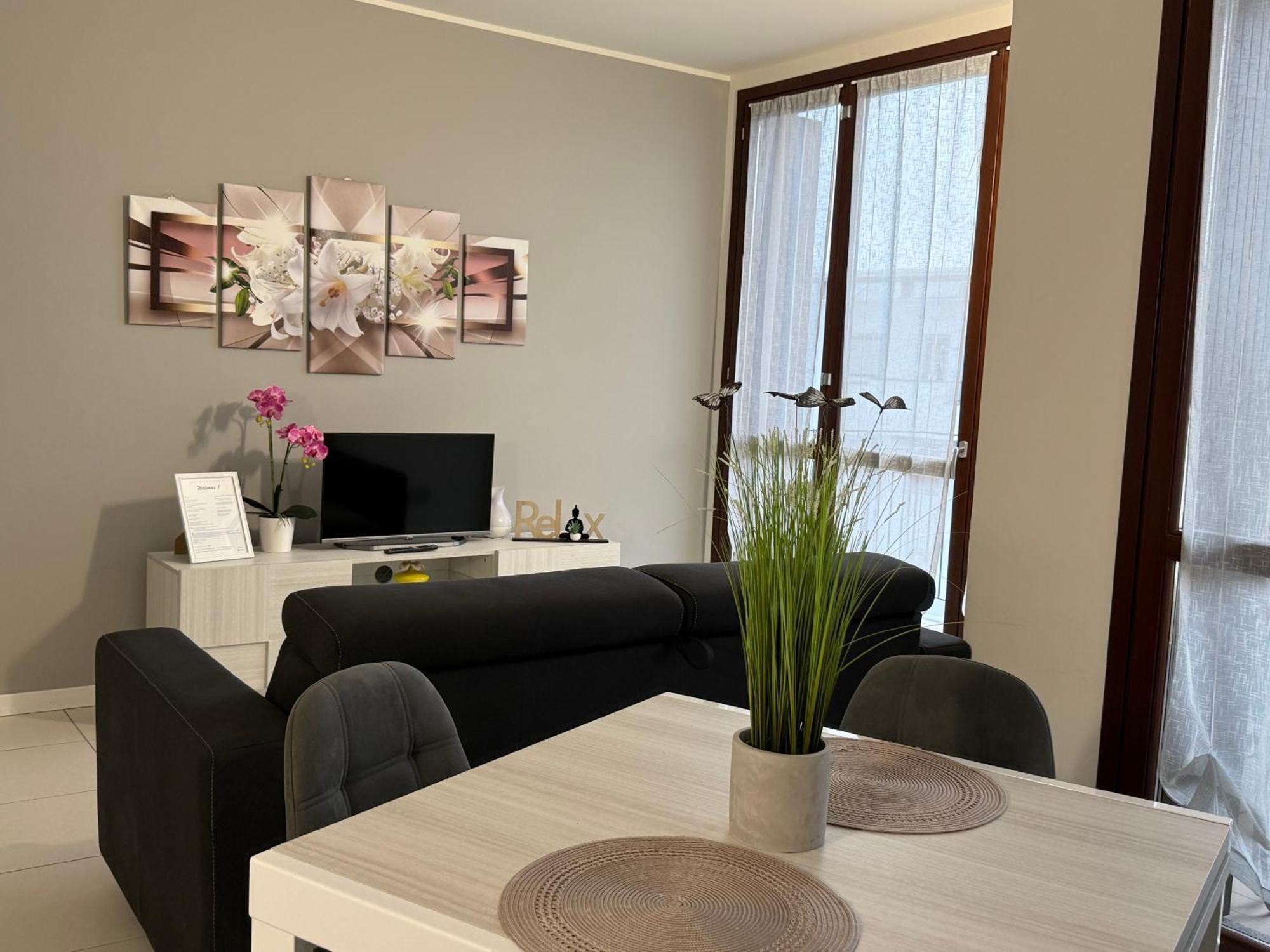 Deny & Carol'S House Apartment Somma Lombardo Luaran gambar