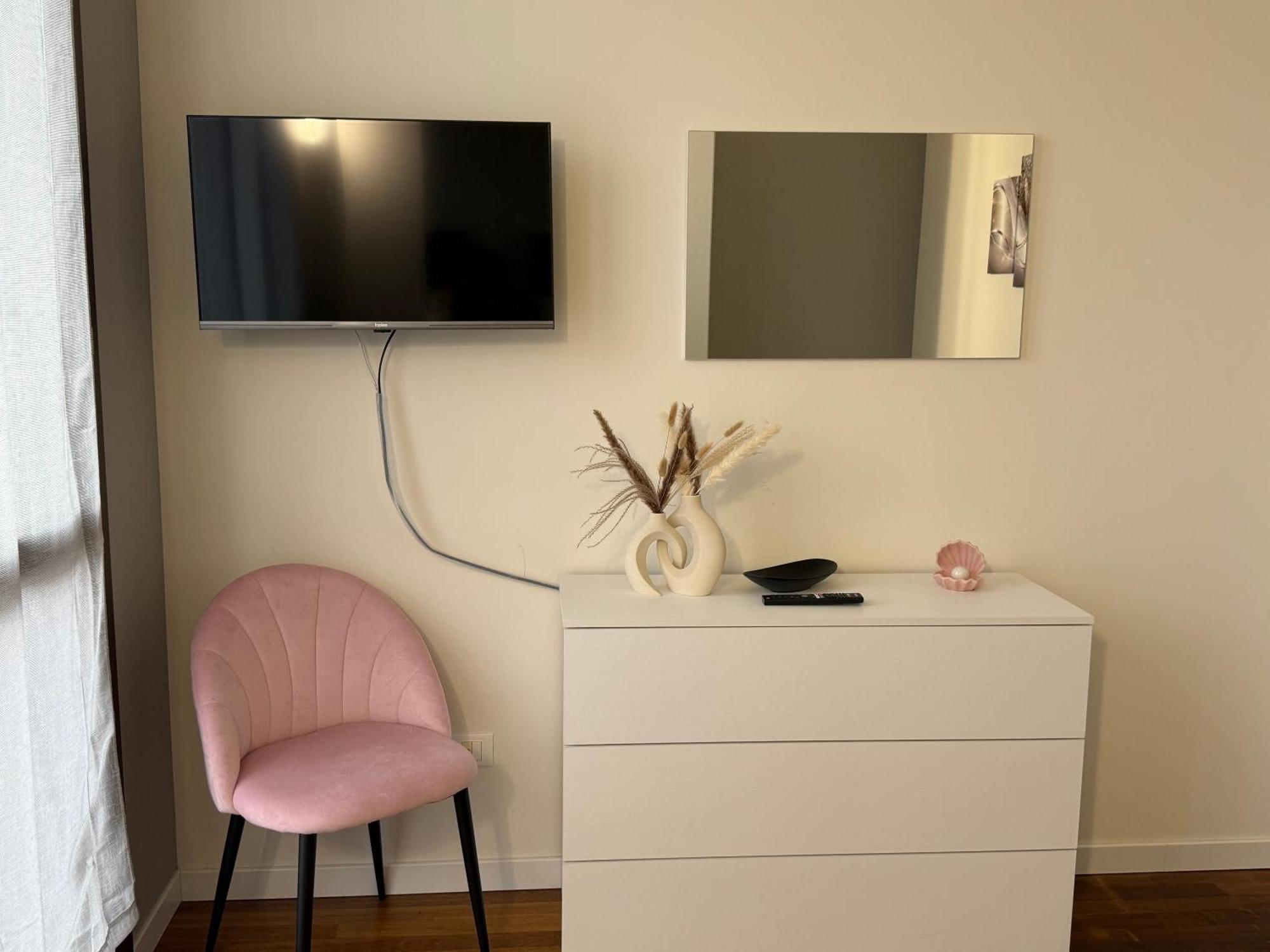 Deny & Carol'S House Apartment Somma Lombardo Luaran gambar