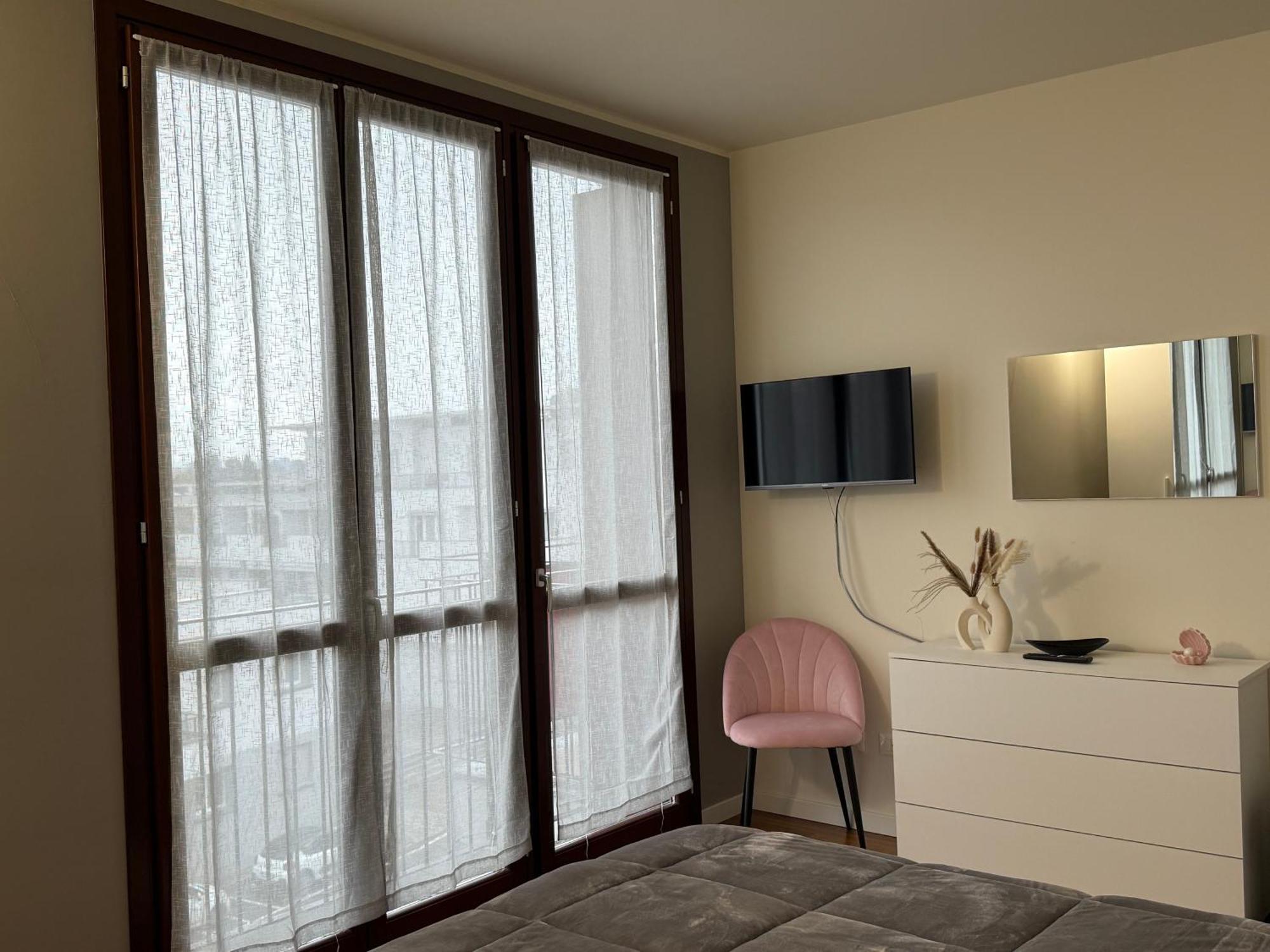 Deny & Carol'S House Apartment Somma Lombardo Luaran gambar